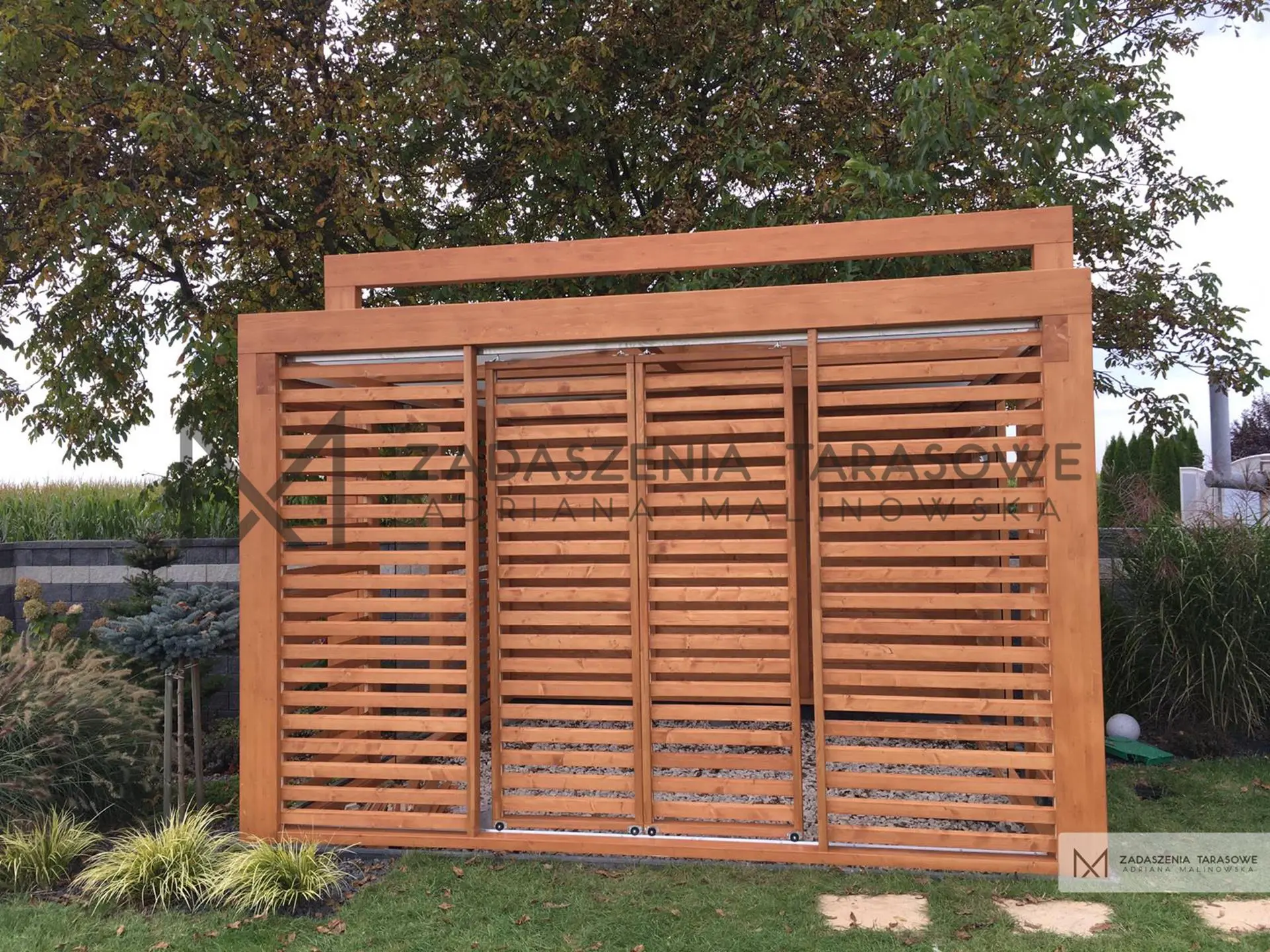 Altana zabudowa ścian