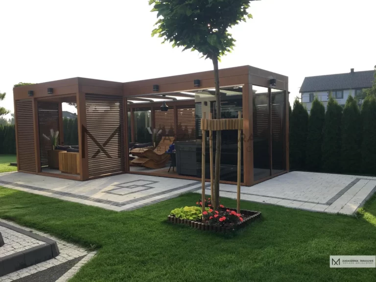 altana z wyposażeniem