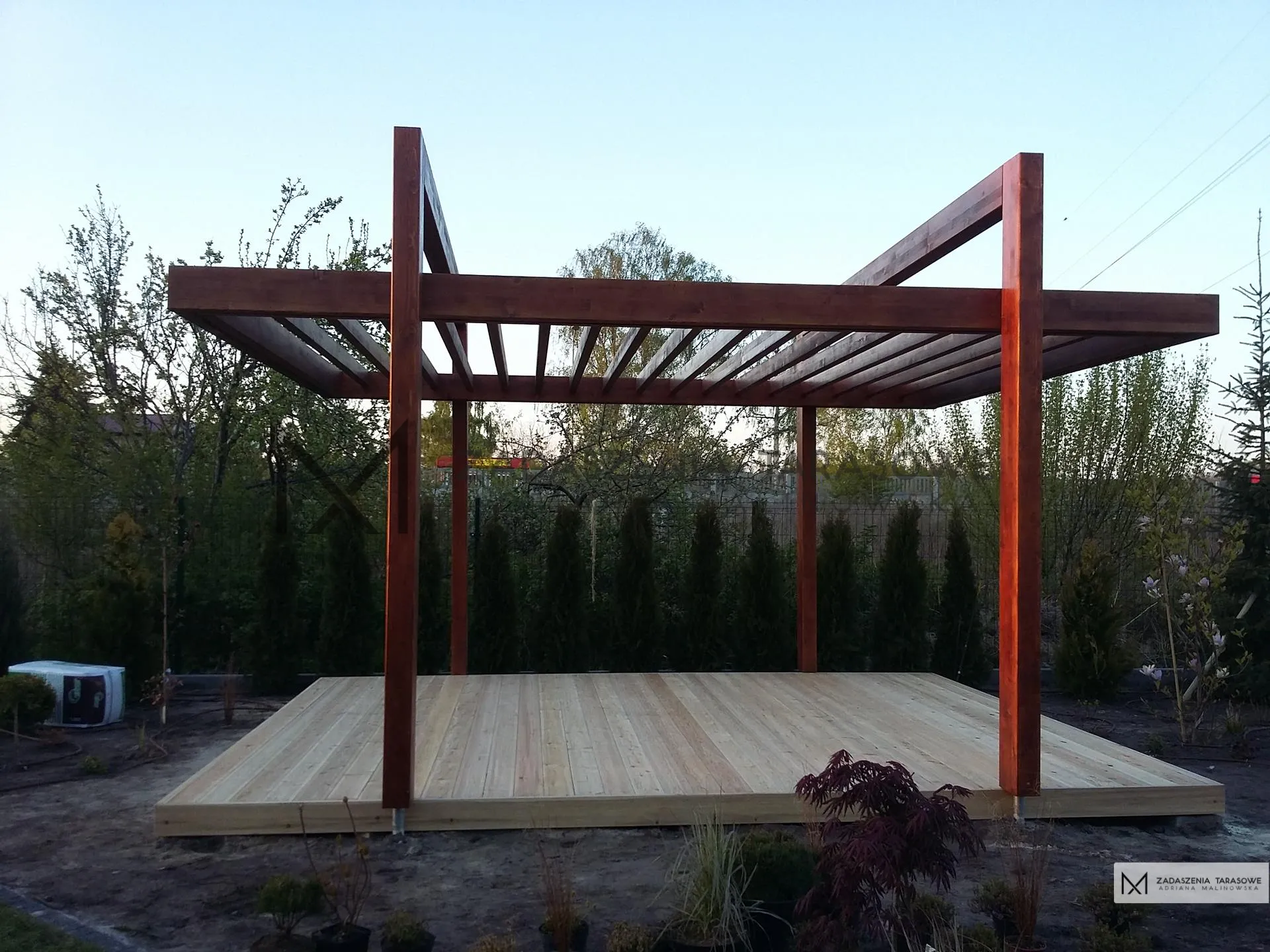 altana wiata ogrodowa z tarasem