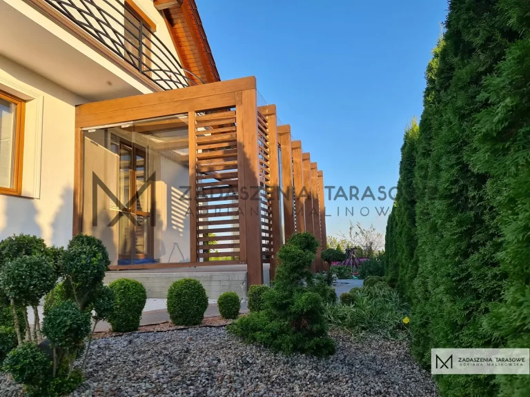 drewniana pergola tarasowa narożna