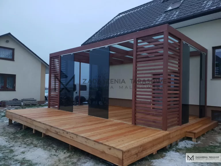 lekkie zadaszenie tarasu