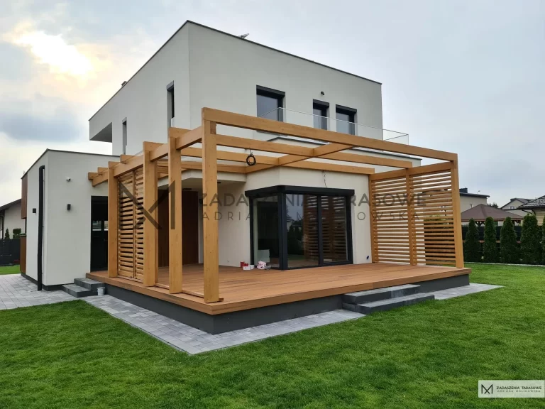 pergola tarasowa z panelami