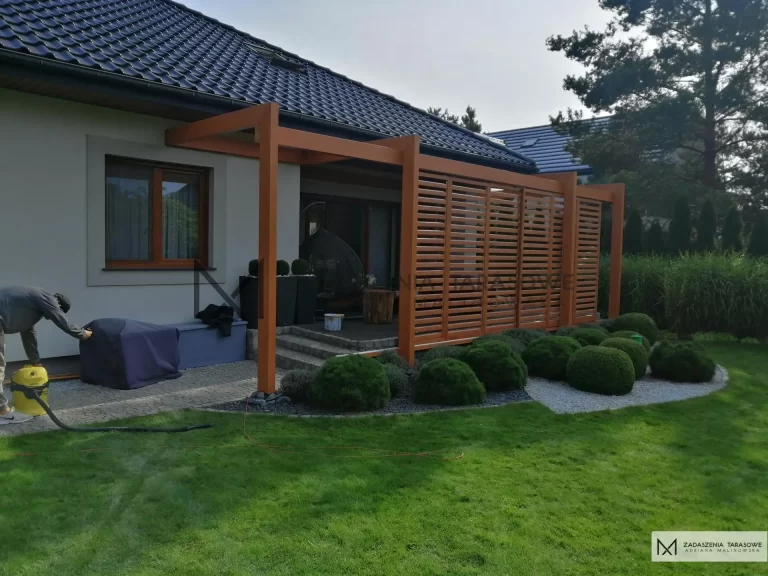 pergola tarasowa zadaszona