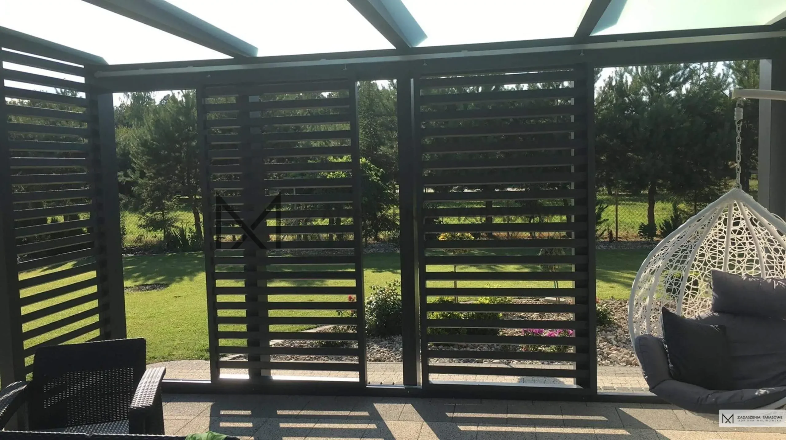 ekrany drewniane na tarasie