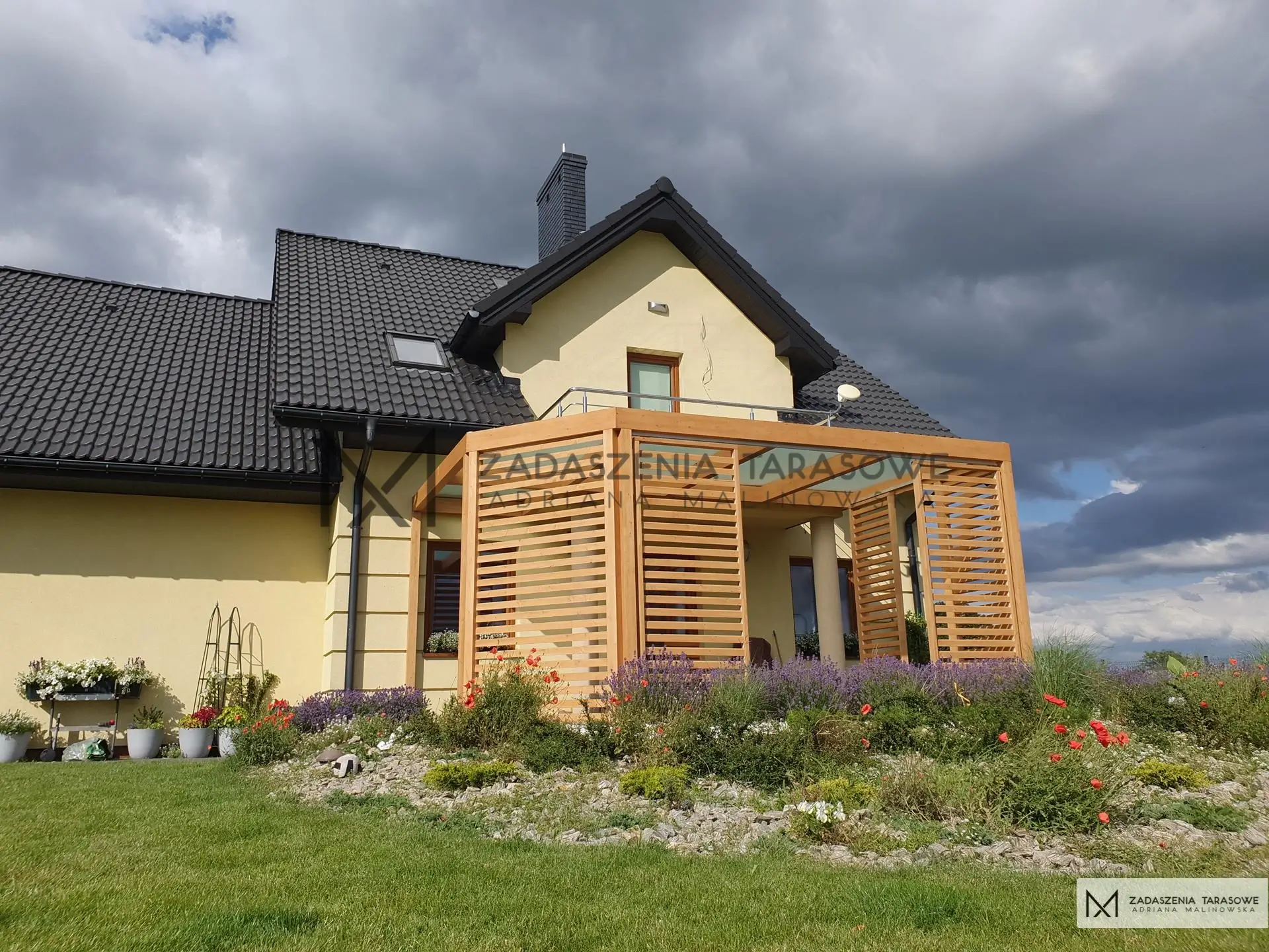 wiaty zadaszenia drewniane