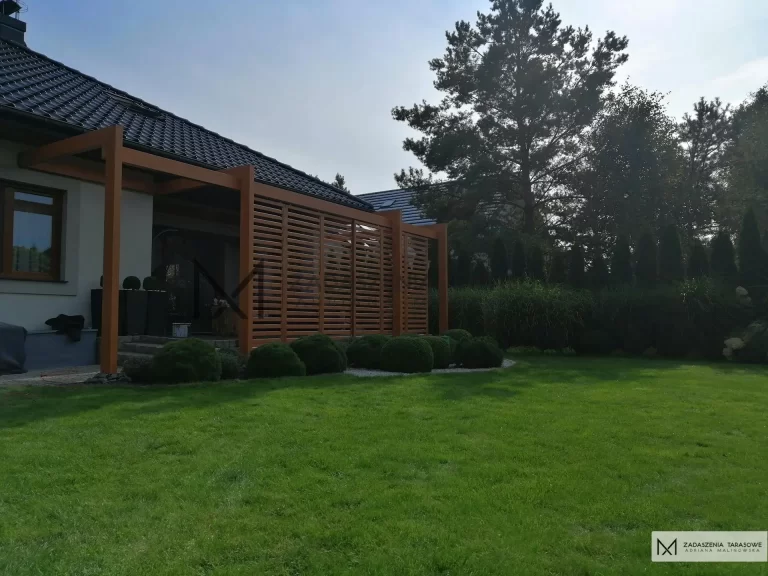Zadaszona pergola tarasowa