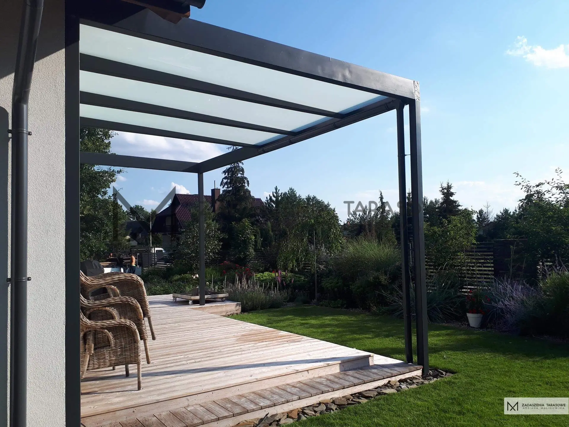 jak zadaszyć taras przy domu