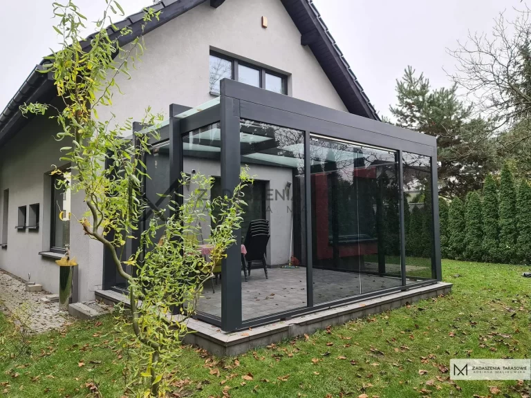 całoroczne zadaszenie tarasu