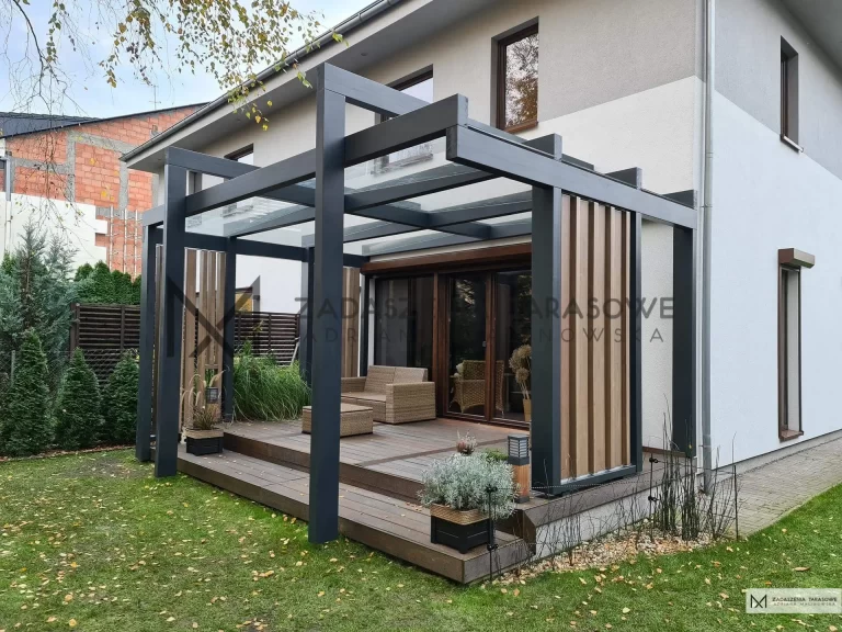 zadaszenie tarasów z lamelami