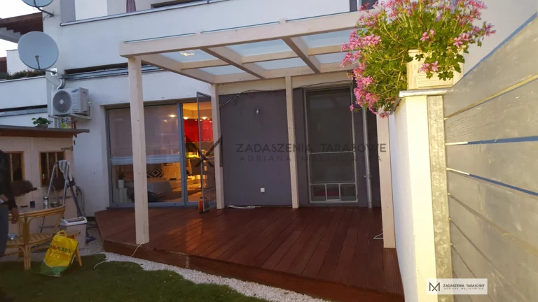 zadaszenie tarasu na małej działce