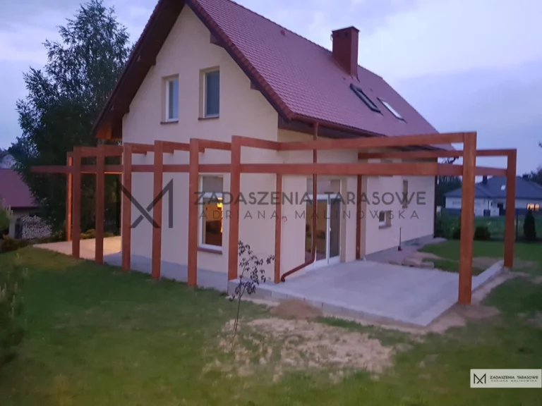 zadaszenie tarasu połączone