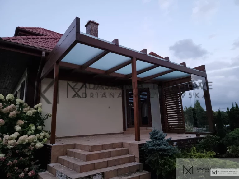 wzmocnione zadaszenie tarasu