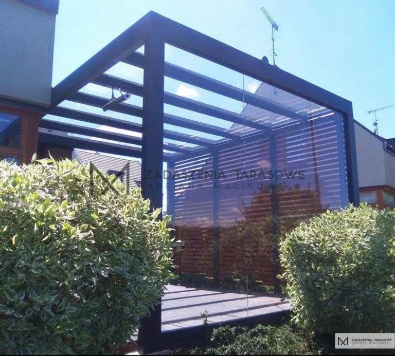 zadaszony taras od zachodu