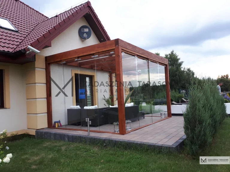 zadaszenie tarasu z drewna