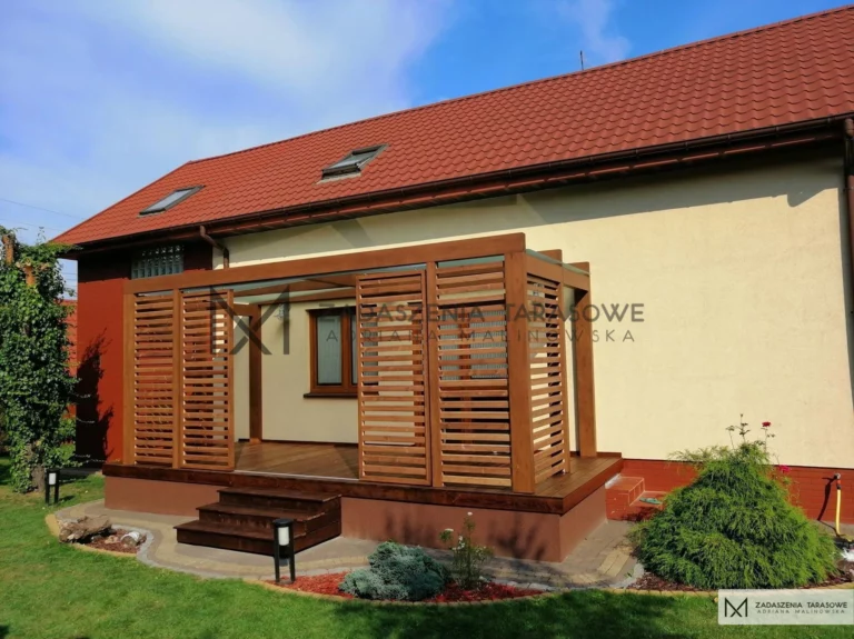 zadaszenie tarasu dwuspadowe ze szkłem