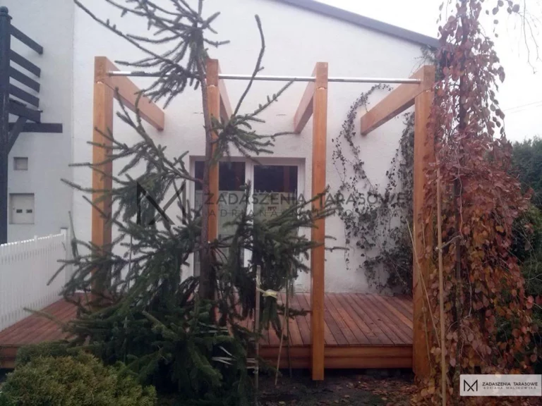 zadaszenie w typie pergola nowoczesne