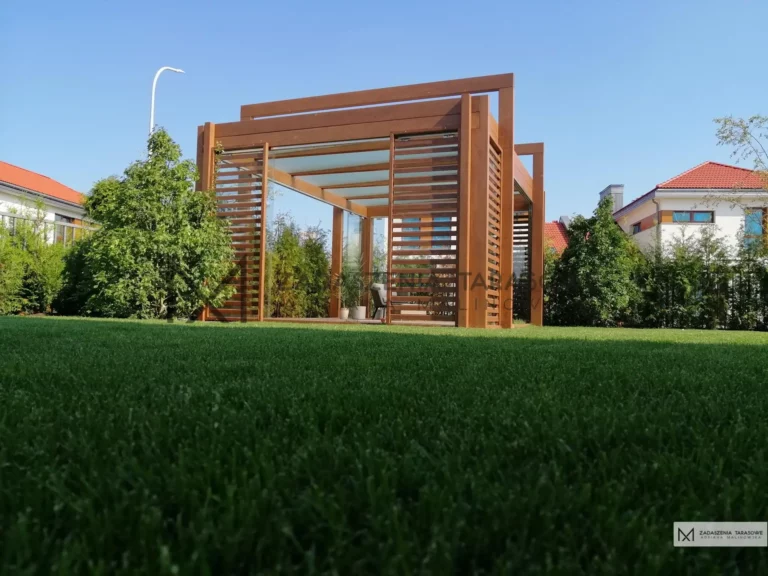 altana ogrodowa drewniana z ażurami