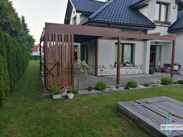 pergola z lamelami obrotowymi