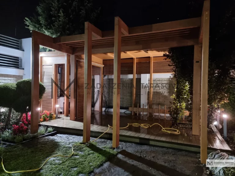 Altana z drewna klejonego BSH nowoczesna