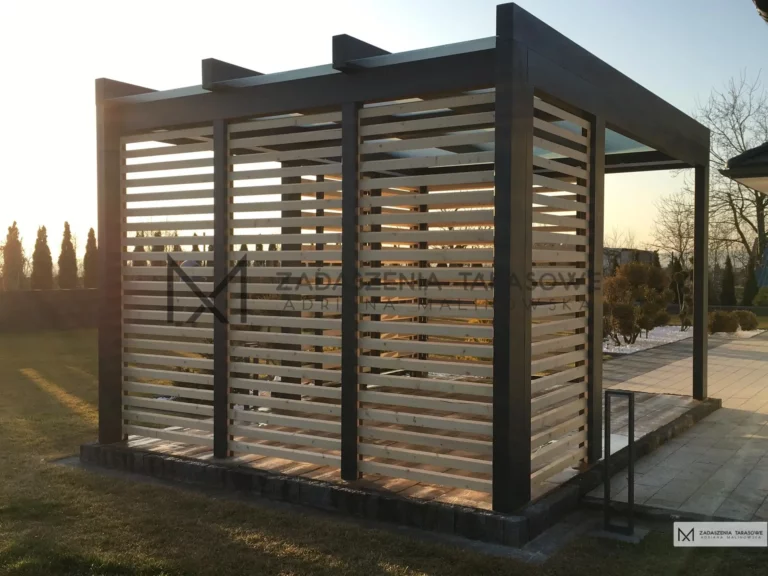 altana ogrodowa dwa kolory z drewna
