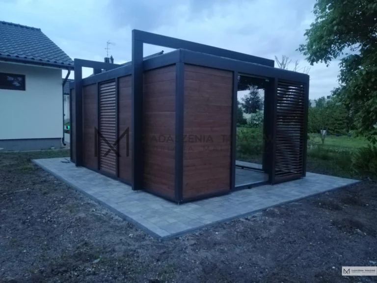 altana przydomowa z żaluzjami