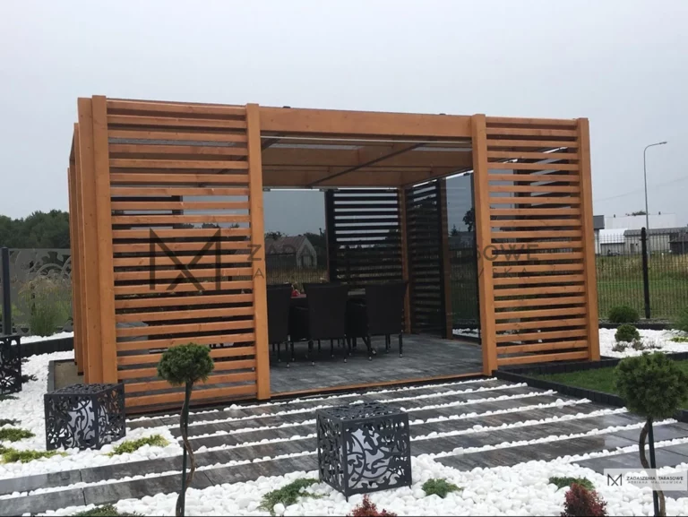 meble w altanie cube