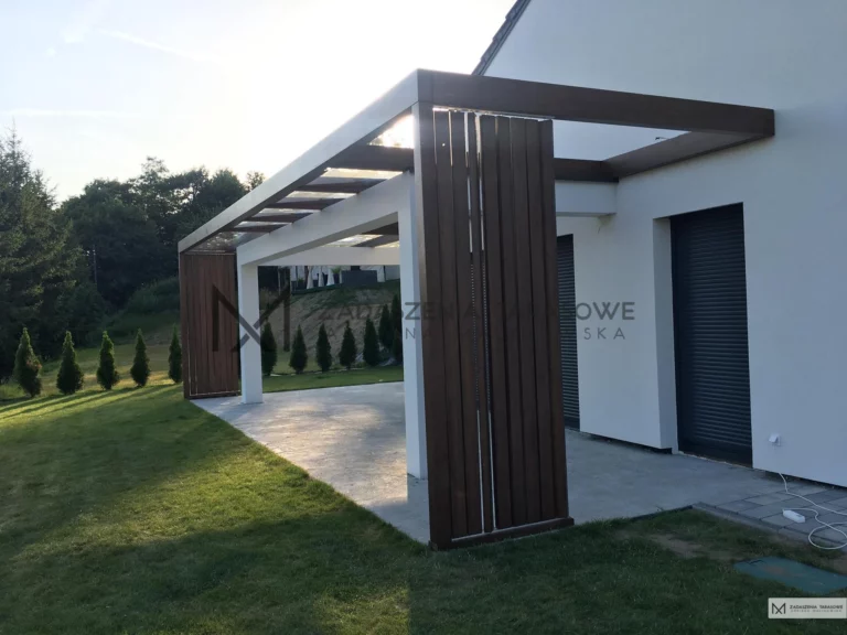 betonowy wieniec z zadaszeniem