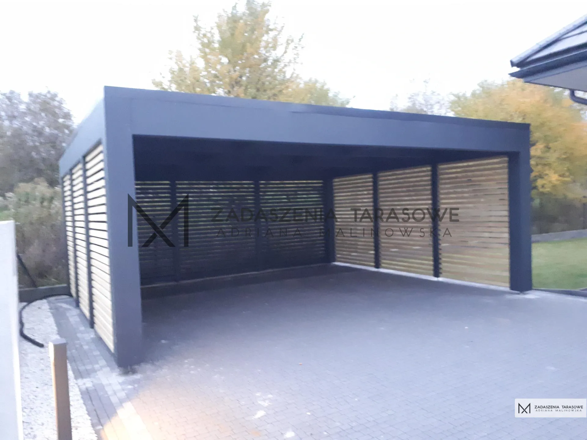 carport nowoczesny garaż