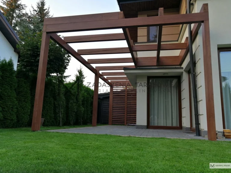 narożna pergola zabudowa tarasu