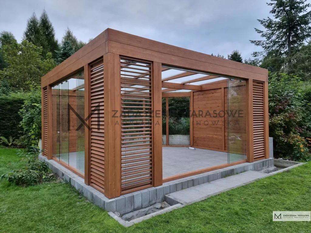 funkcjonalna altana ogrodowa