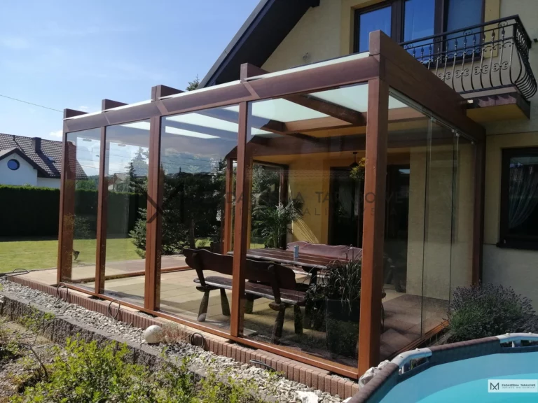 szkło w zabudowie tarasu