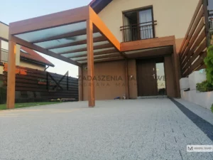 wiata przyścienna garaż i ganek nad drzwi