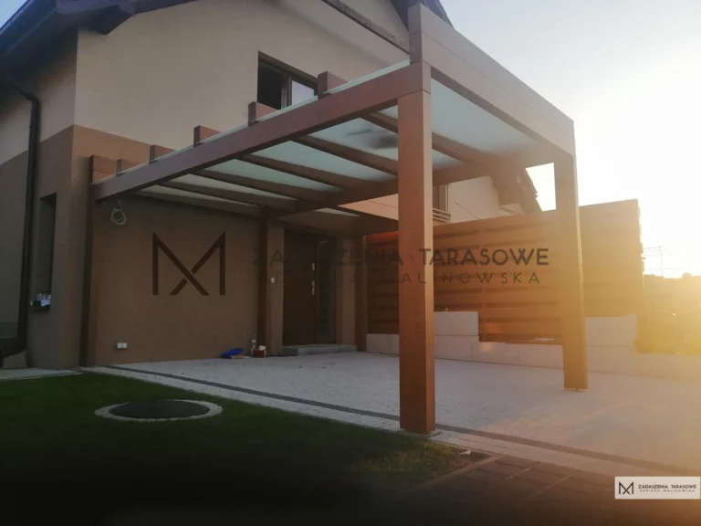 wiata przyścienna garaż i ganek z drewna