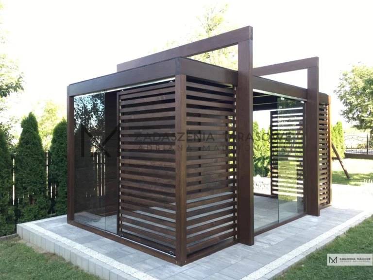wolnostojąca altanka do ogrodu z drewna