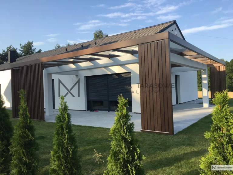 zadaszenie na wieńcu betonowym