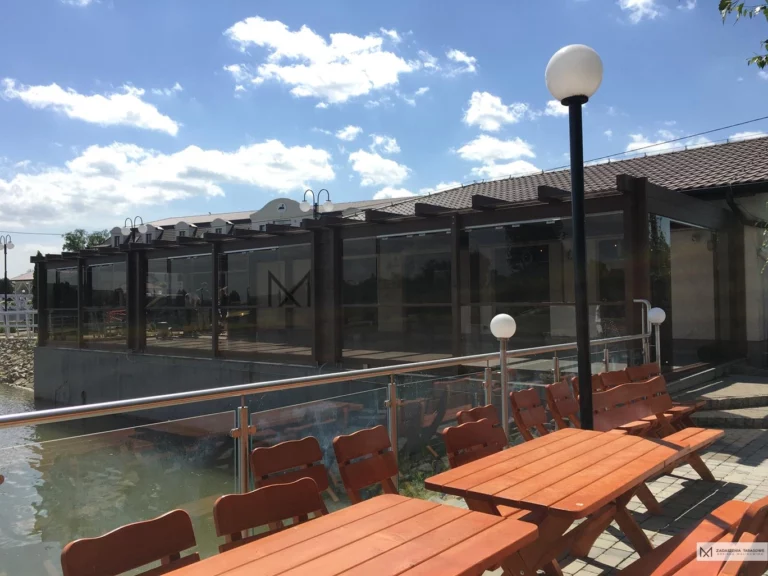 konstrukcja w restauracji