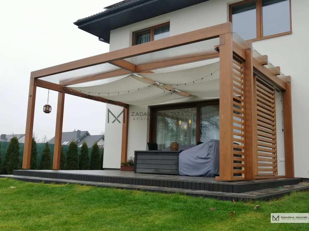 zadaszenie tarasu z materiałem