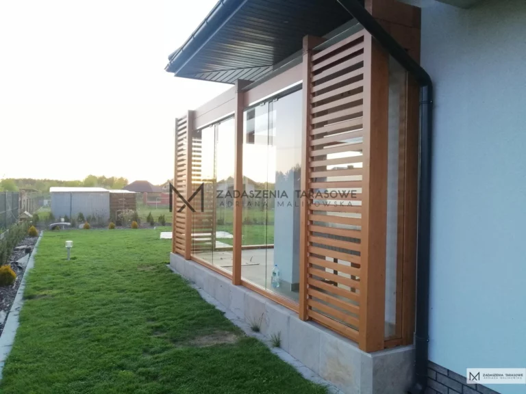 narożna zabudowa tarasu
