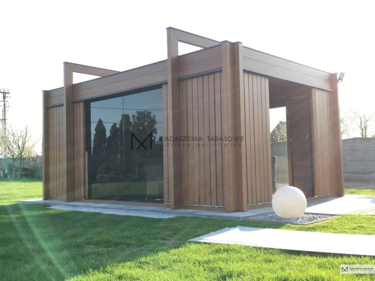nowoczesna altana przy domu