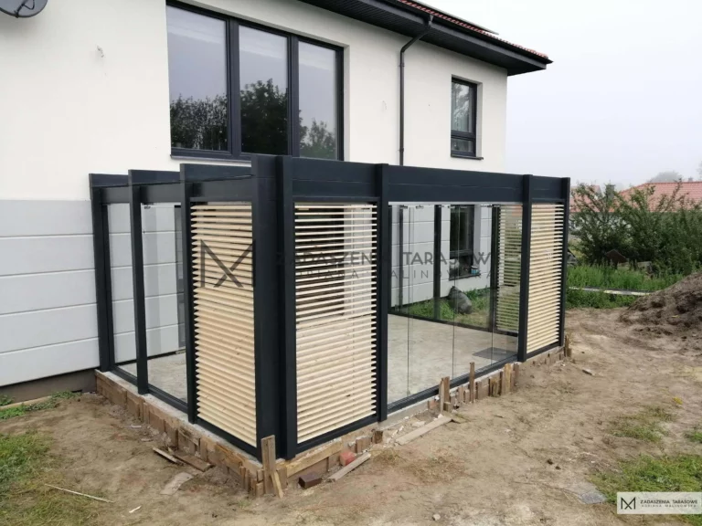 różne kolory zadaszenia