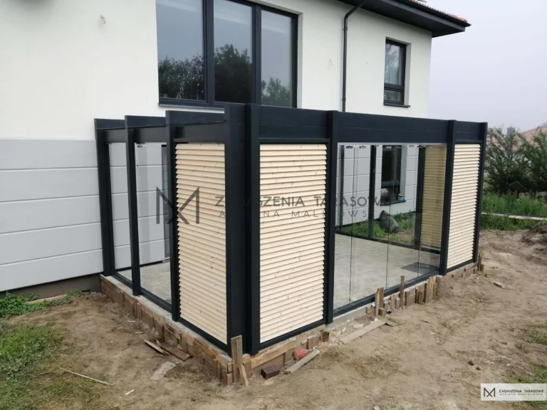 widok ogólny na zadaszenie