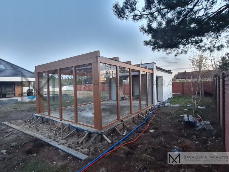 Nowoczesna altana murowana