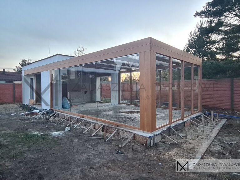 altana murowano drewniana nowoczesna