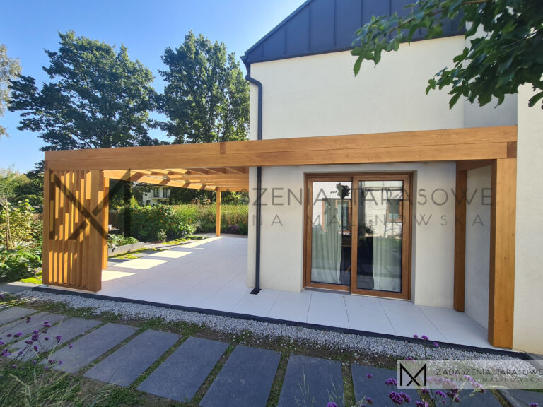 konstrukcjas narożna zadaszenia