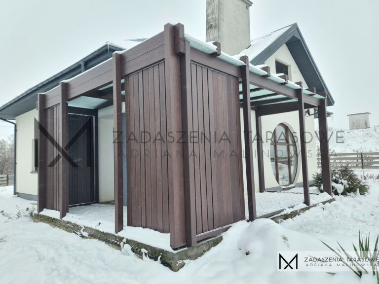 narożny taras z lamelami